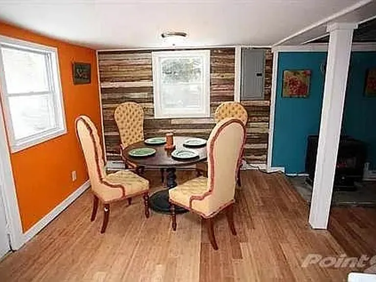 38 Spring St — Photo 2