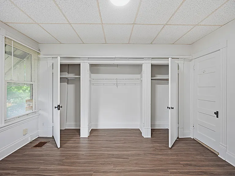 2222 Lawn Ave #1 — Photo 6