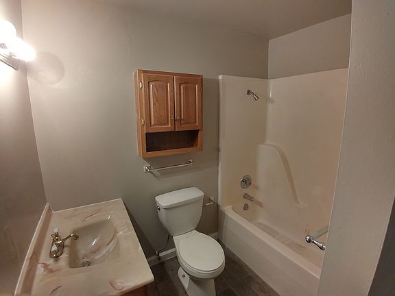 Upstairs bathroom