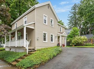83 Catherine St, Saratoga Springs, NY 12866