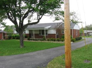 402 Seneca Ct, Nashville, TN 37214