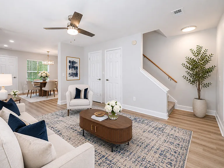 101 Cypress Plantation Rd — Photo 2