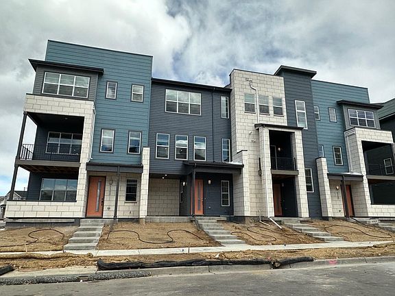 2nd image of 6340 Dayton Ct