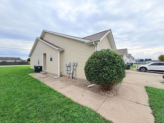 2nd image of 1659 W Kole Dr #A