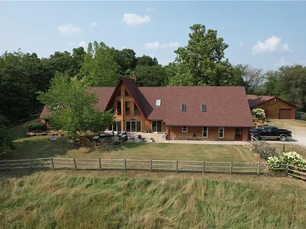 12204 S Bynum Rd, Lone Jack, MO 64070