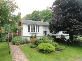 67 Hillcrest Ave, Southbridge, MA 01550
