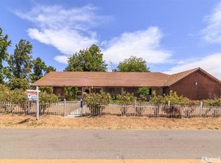 8300 Wren Rd, Oakdale, CA 95361