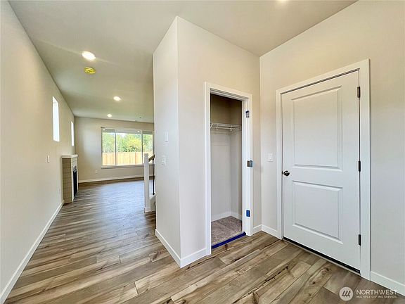 5th image of 3871 McCormick Village Drive