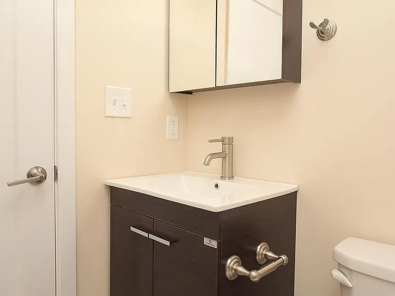 1218 S 8th St #20-2 — Photo 9