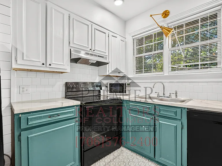 1925 13th St — Photo 12