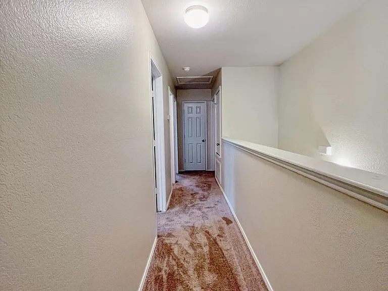 9107 Devonshire Ct — Photo 8