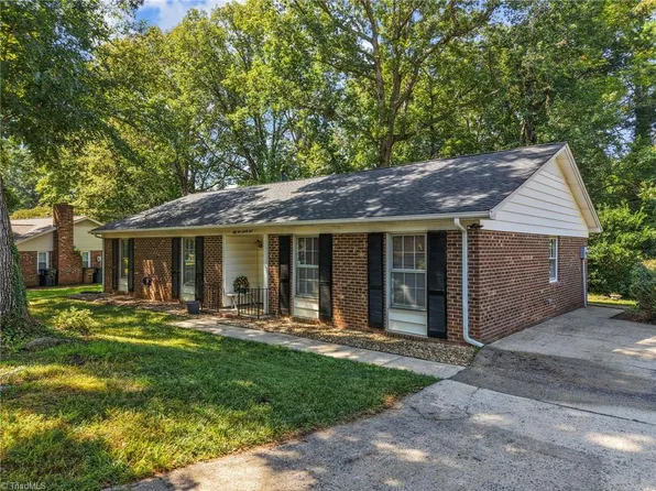5421 Amberhill Dr, Greensboro, NC 27455
