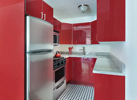 Sold by Compass | media 9