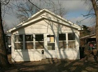 2204 Lyon St, Des Moines, IA 50317