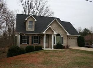 162 Greyland Dr, Gray, TN 37615