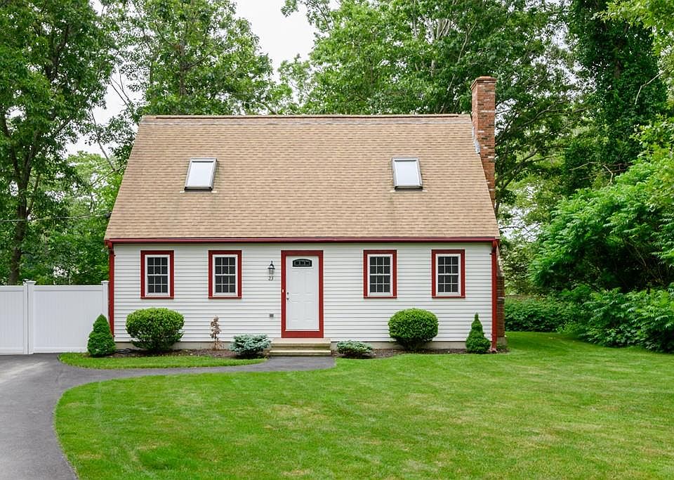 1st image of 23 Bartlett Ave