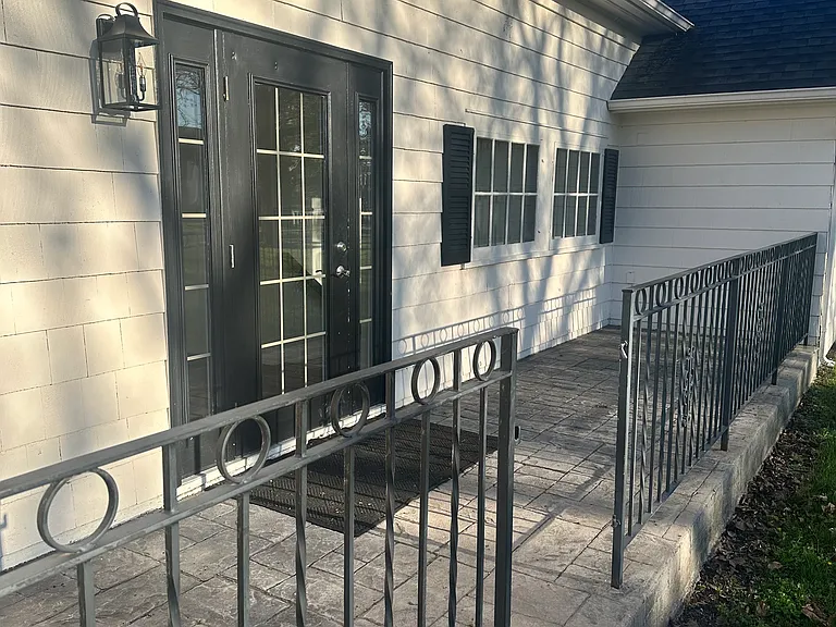 110 Main St #2 — Photo 20