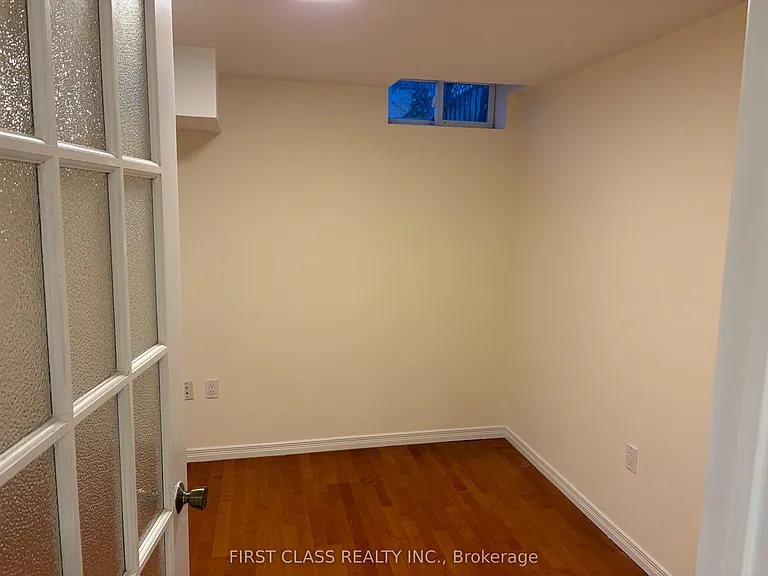 157 Galbraith Cres #BSMNT — Photo 5
