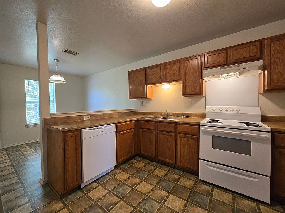 1st image of 3407 Hereford Ln APT C
