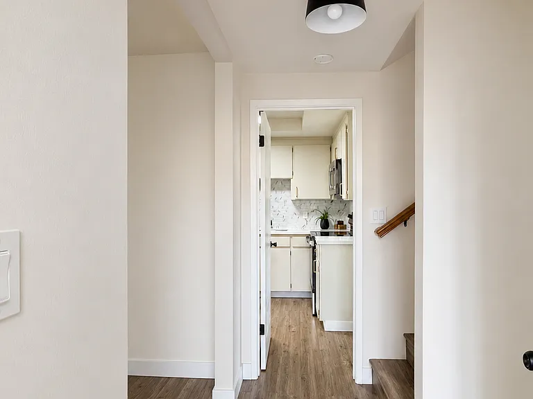 1409 Bel Air Dr #A — Photo 4