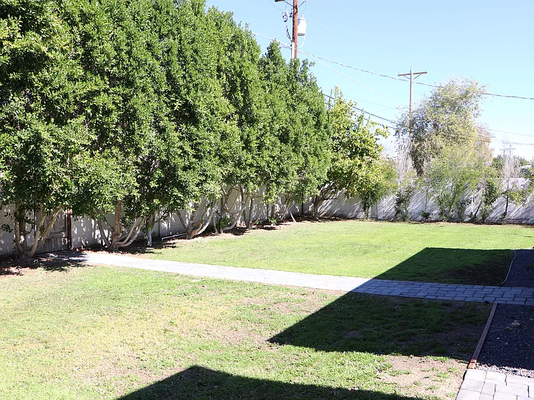 7520 E Belleview St — Photo 27