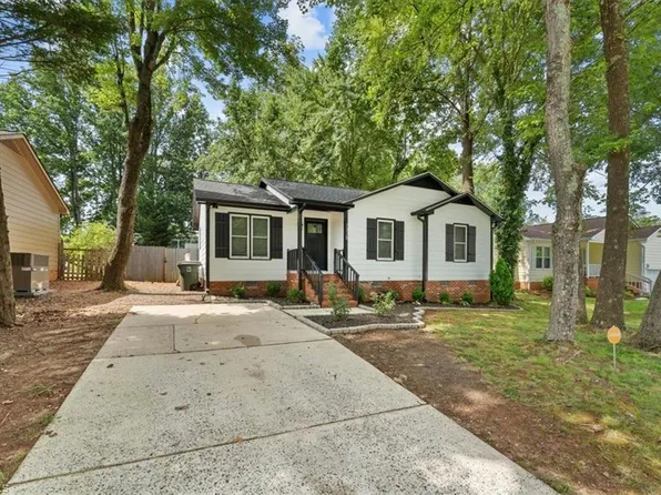 1328 Cushing St, Greensboro, NC 27405