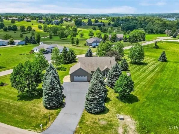 31-58 Wakonda Dr, Lanark, IL 61046
