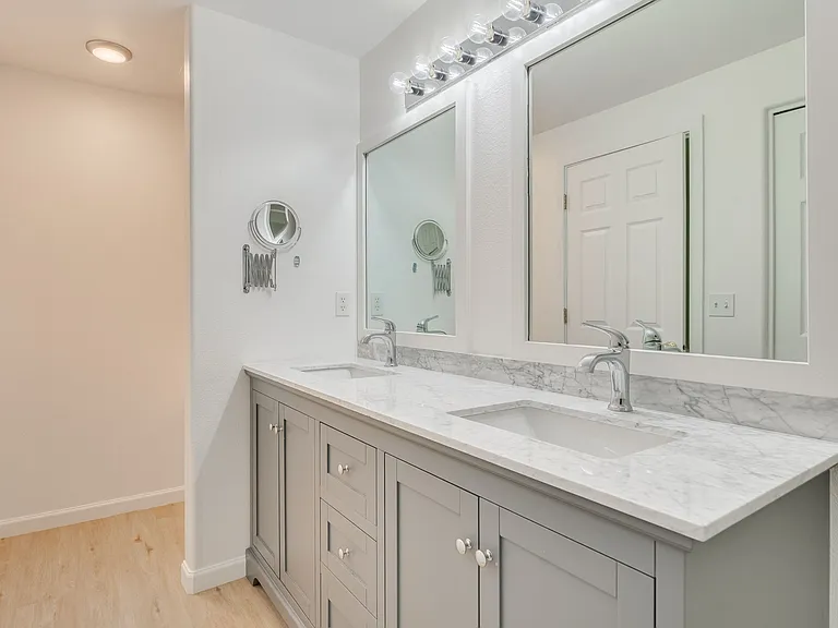 8339 SW Monica Ct — Photo 15