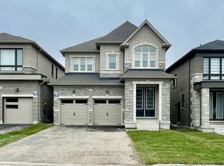 14 Sweet Cicely St, Springwater, ON L9X 2C7