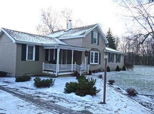 6742 Junction Rd, Pavilion, NY 14525