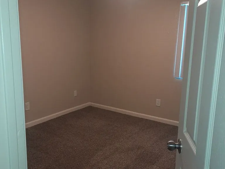 Canyon Club Apartments — Photo 81