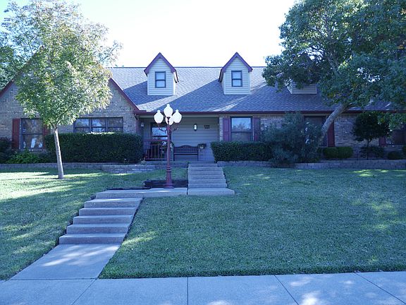 frontyard2