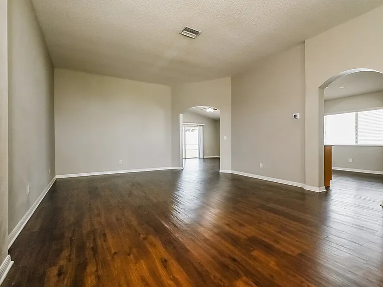 12845 Longcrest Dr — Photo 7