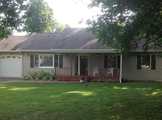358 Haulover Cir, Montross, VA 22520