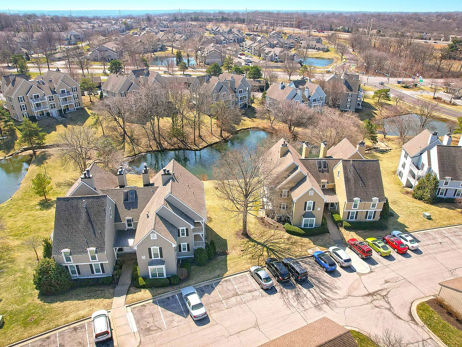 Hunter's Pointe Apartments — Photo 3