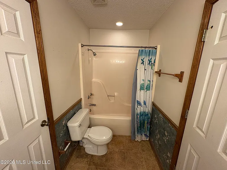 1508 Beachview Dr — Photo 12