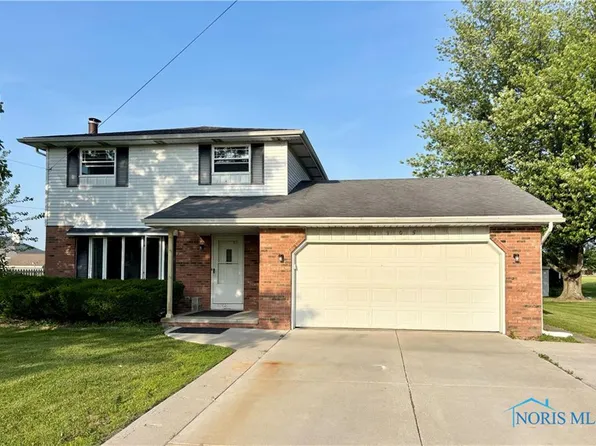 1105 S Lallendorf Rd, Oregon, OH 43616