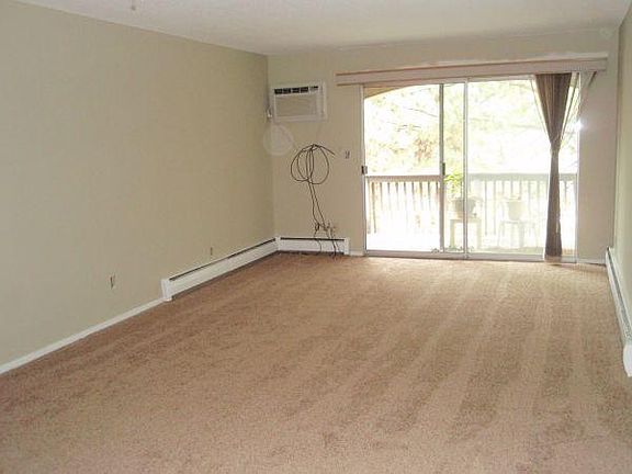 2nd image of 2800 Hamline Ave N APT 331