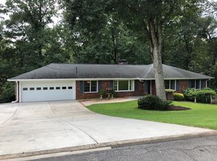 260 Elaine Dr, Roswell, GA 30075