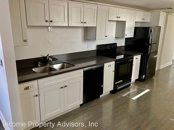 2nd image of 433 G St APT 404