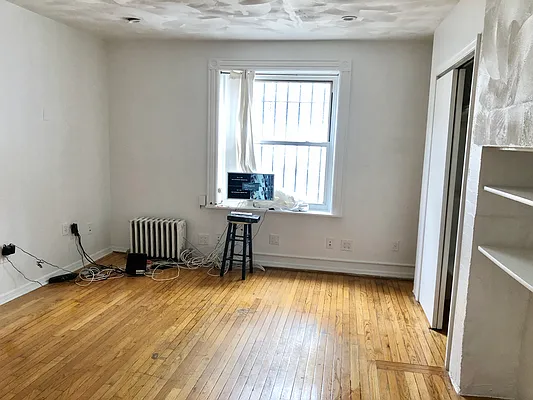 Rented by Highline Residential | media 16