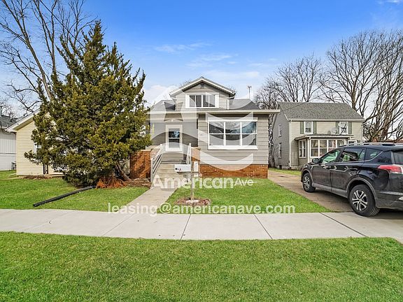 1727333_001_front_view_14284468.jpg