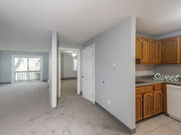 19 Church St APT C7, North Attleboro, MA 02760