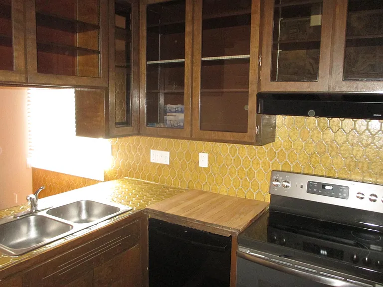New stove & Dishwasher