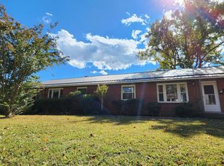 60 Elm Bend Rd, Brevard, NC 28712