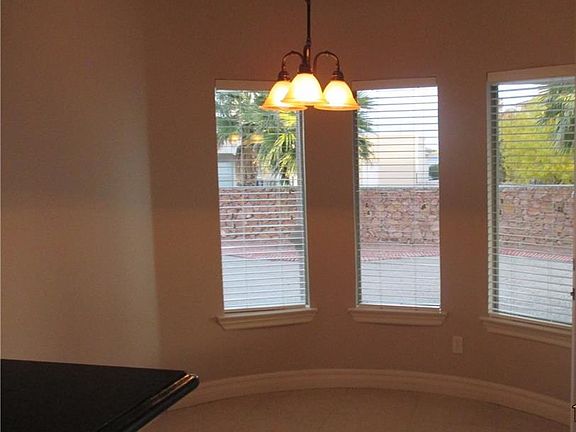 5th image of 541 Via De Los Arboles