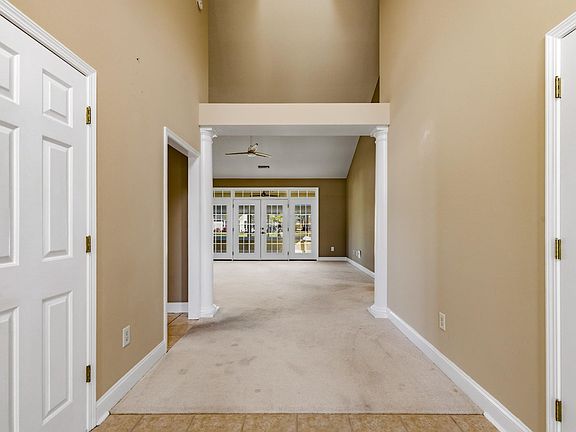 5th image of 8101 Moonstruck Ct.