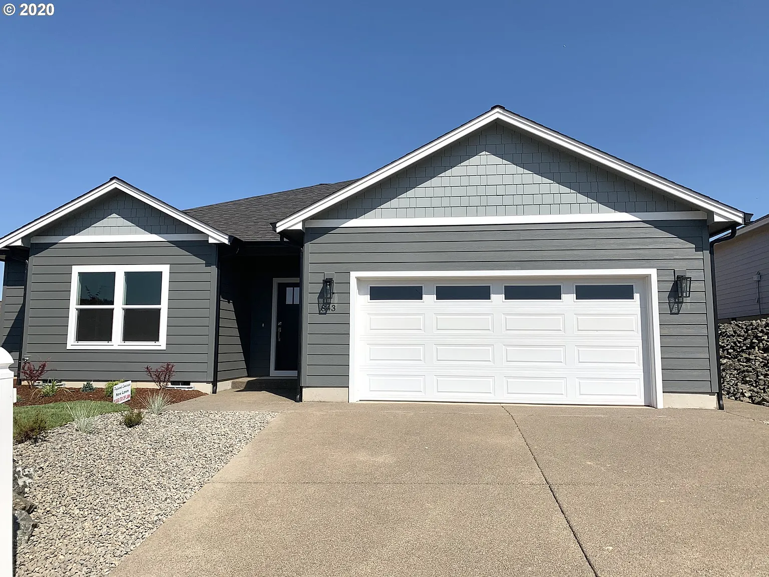 843 Sand Pines Ave photo 1