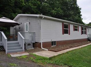 200 Gillen Rd, Beaver Falls, PA 15010
