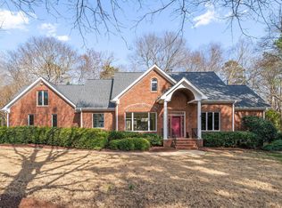 1013 Erins Way Ln, Raleigh, NC 27614